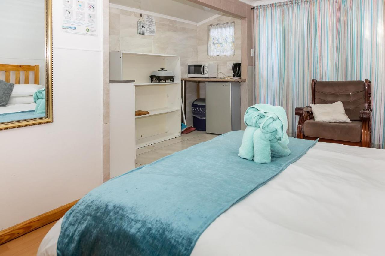 De Helling Self Catering Bed & Breakfast Brackenfell Exterior foto